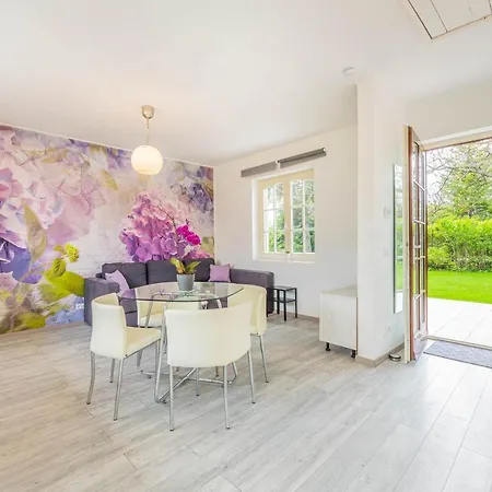 Lime Weekendhouse 1-2 *